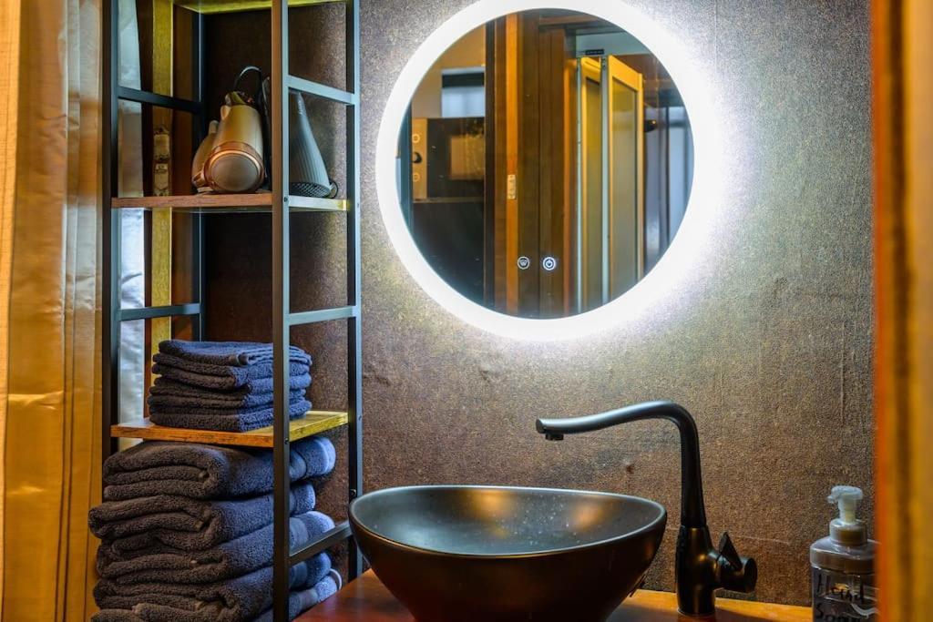 טוקיו Premier Suite Nishiazabu Roppongi Front מראה חיצוני תמונה
